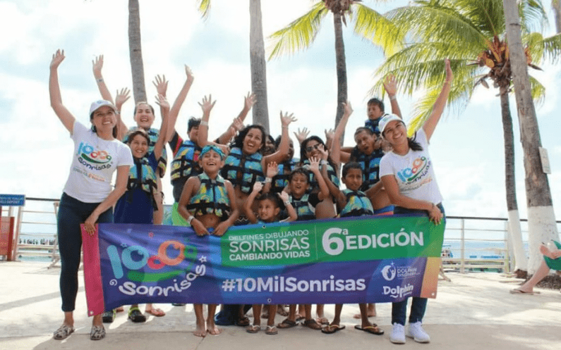 Invitados de 10,000 sonrisas 6ta edición