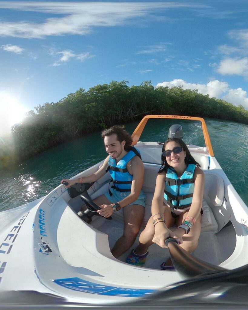 jungle tour speed boat